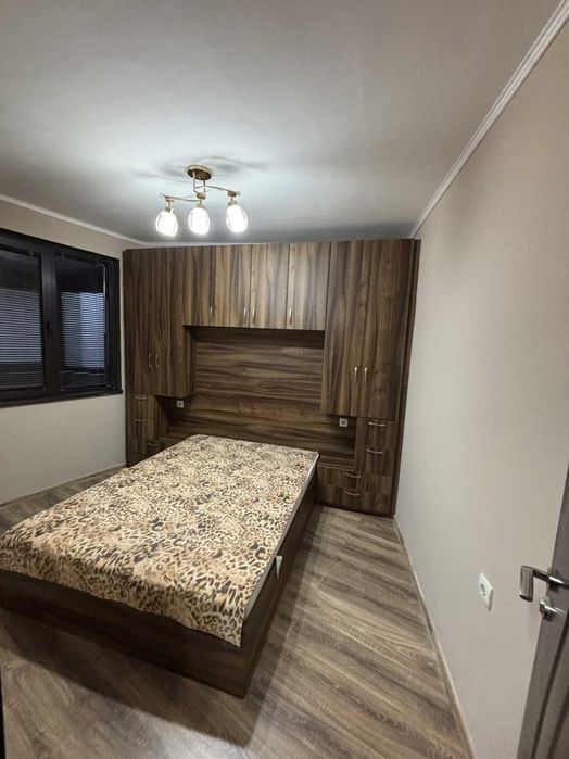 Двустаен апартамент в Южен