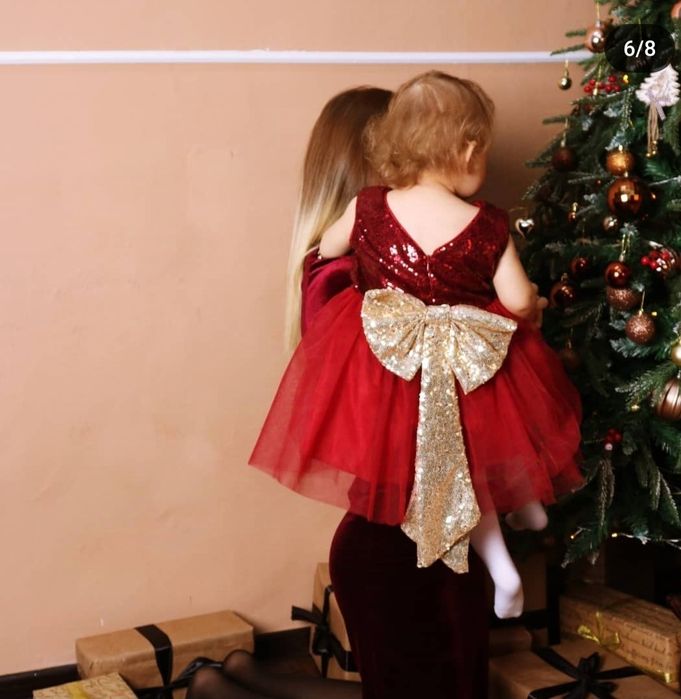 Платье каждое по 5000