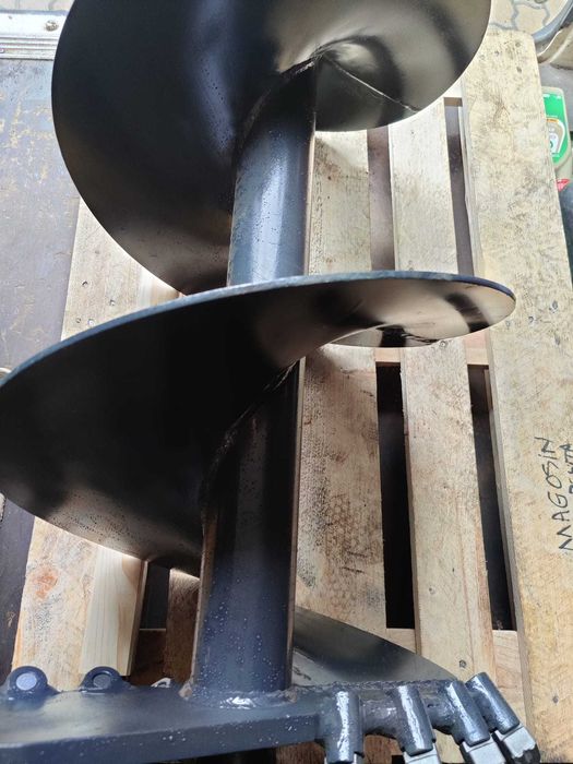 Burghiu pamant pentru teren stancos 600mm prindere rotunda 65mm