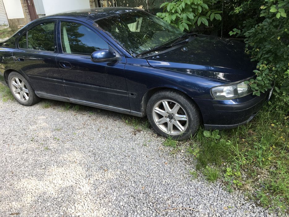 Волво S60 D5 т. син металик