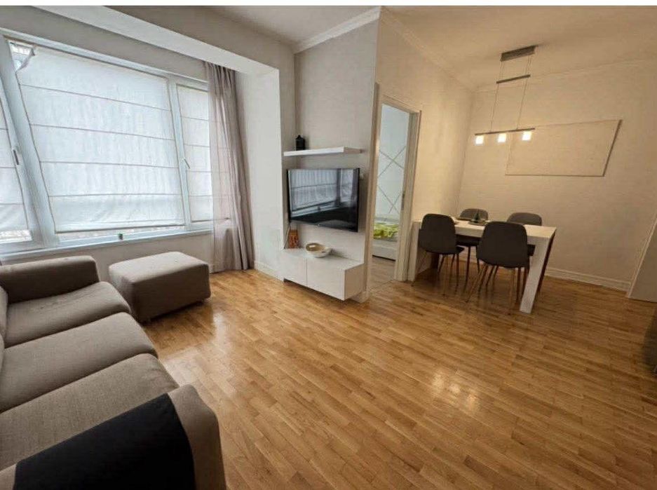 Тристаен апартамент, под наем, Окръжна болница