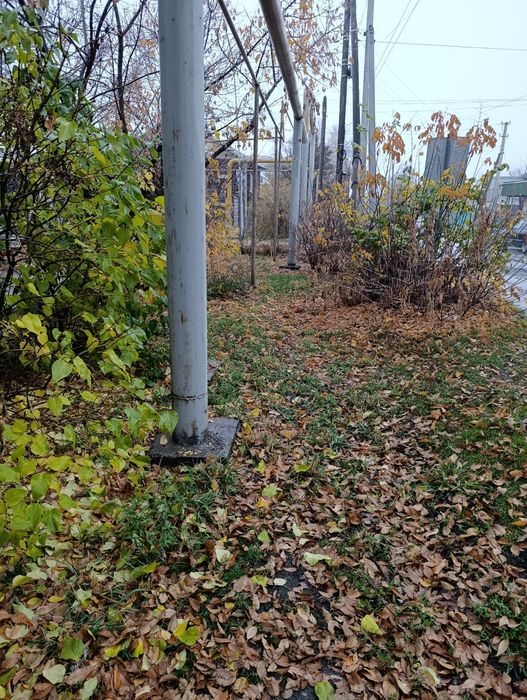 Продам дом  в центре Есика