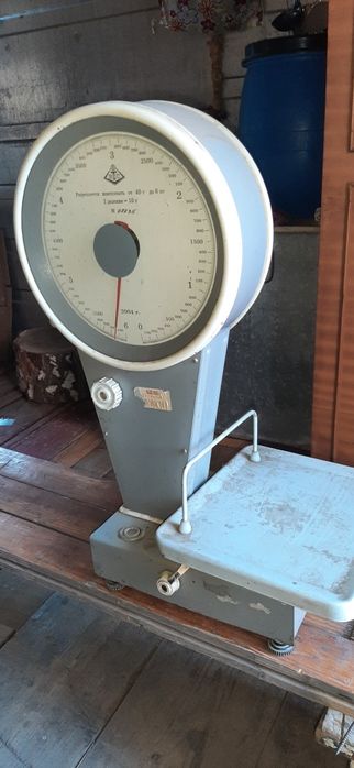 Весы  магазинные