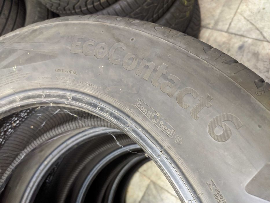 4бр Летни гуми 235 55 18 - Continental