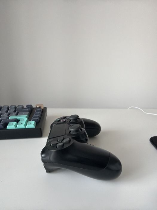 джостик  на пс 4