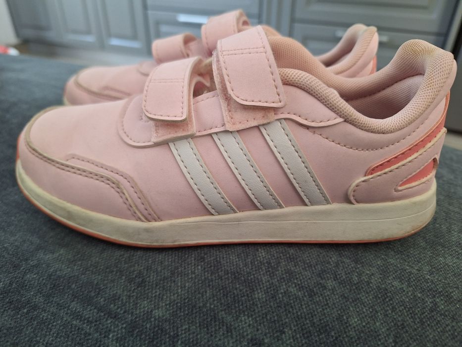 Детски маратонки Adidas 34