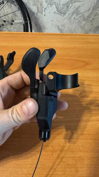 Манетки Shimano левые (передние) Tiagra Deore