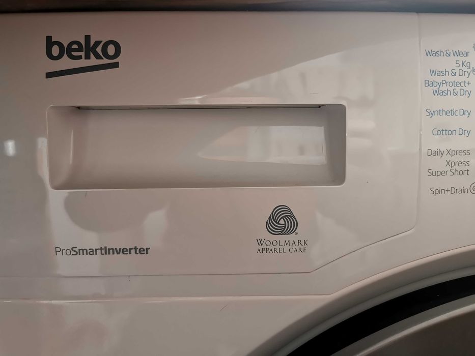 Пералня със сушилня Beko