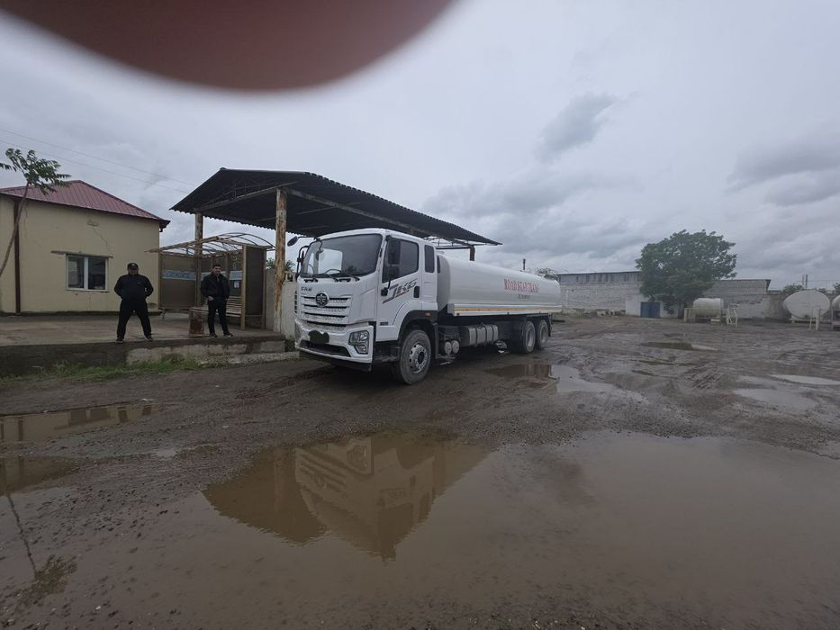 Продаётся вода воз 25 тн.