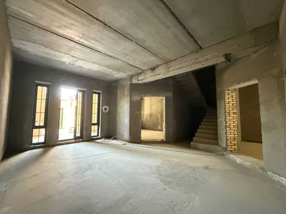 2.3 SOTIQGA QURILGAN kottedjlar sotiladi #a576