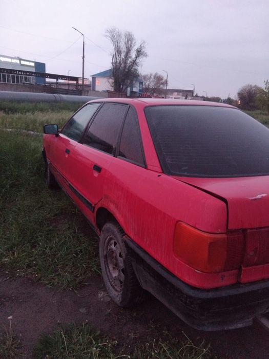 Продам на ходу  . Ауди В3