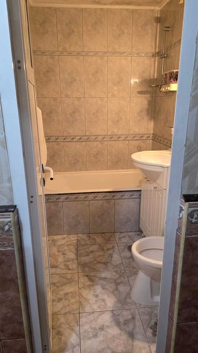 vanzare apartament 2 camere auchan titan propietar