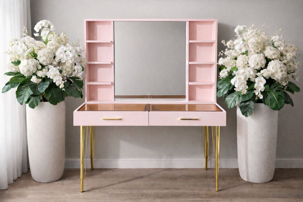 туалетний столик , bo'yanish stoli, sovg'a, подарка, ishlapchiqaruvch