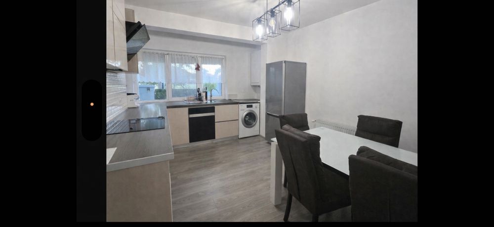 Vând duplex Dumbrăvița