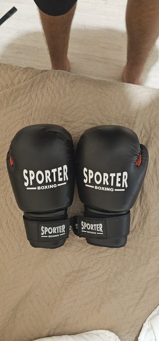 Боксови ръкавици