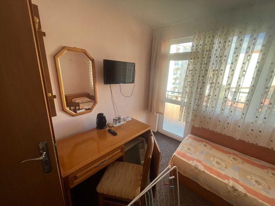 Продава се Къща в Поморие - 650 кв.м за 893 €/кв.м - Снимка #21
