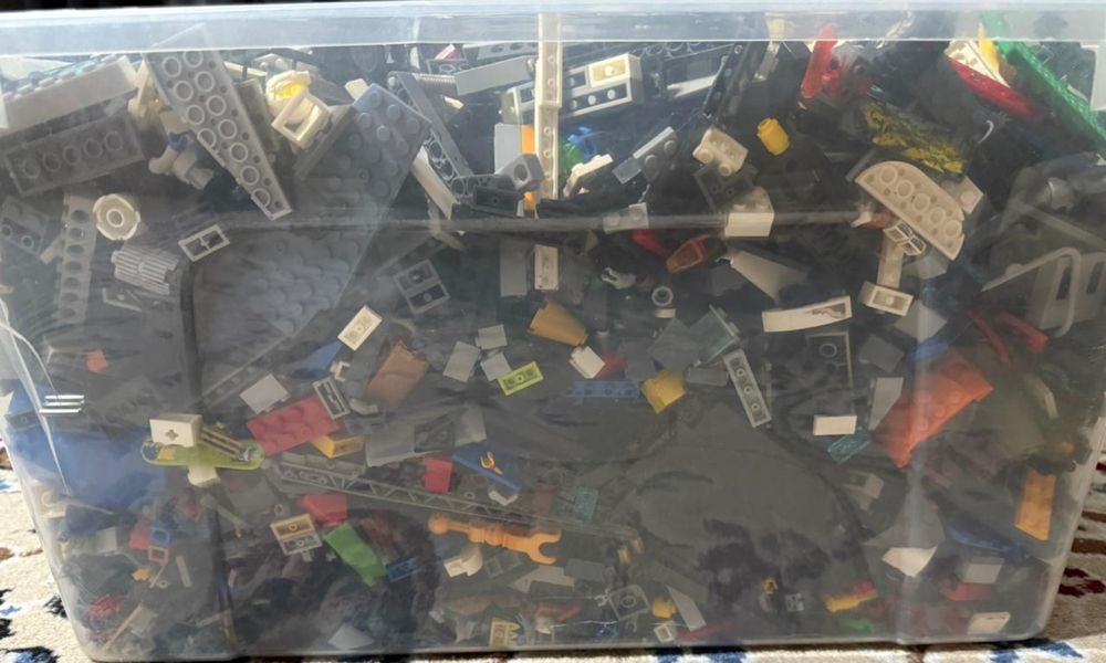Продам лего больше 25к деталей