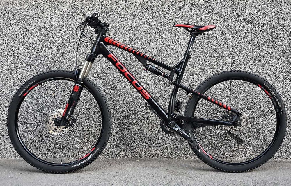 Bicicleta MTB - Full suspension - Rockshox - Shimano XT