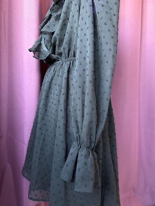 Рокля , черана , размер S