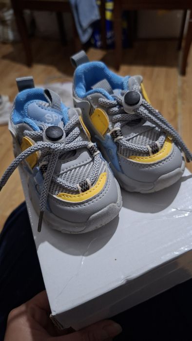 Детские кросовки