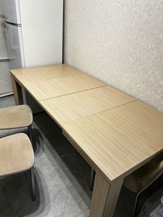 Продам Стол кухонный