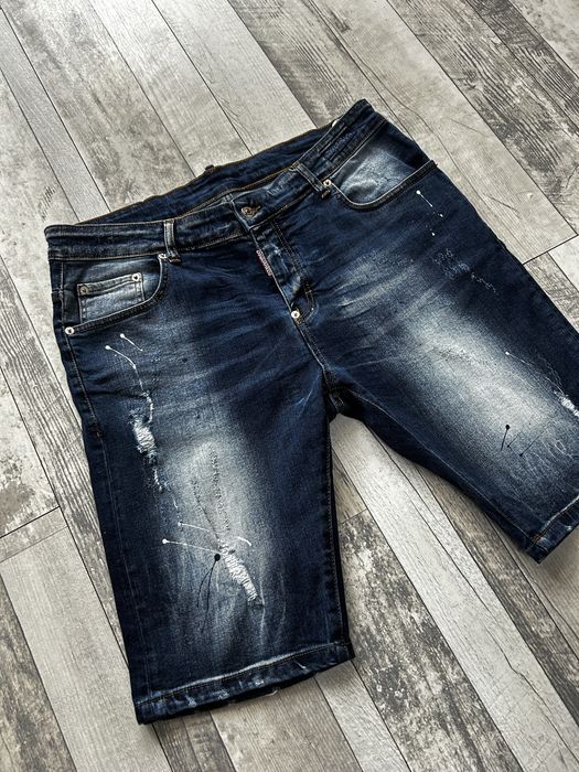 Blugi scurti barbati Dsquared2 - marimea 50 stare excelenta