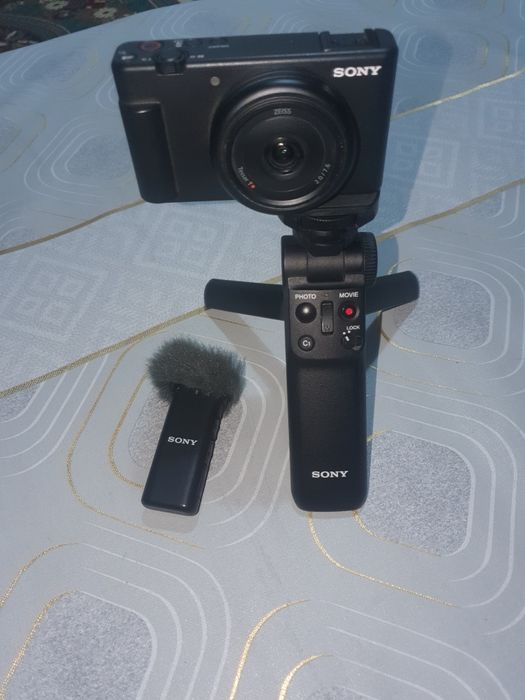 Sony foto va video apparat blogerlar uchun