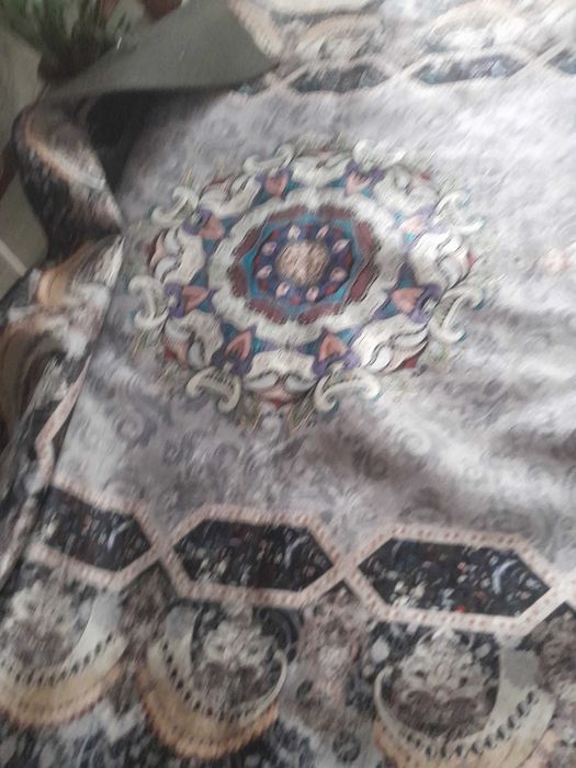 Продам Ковер новый