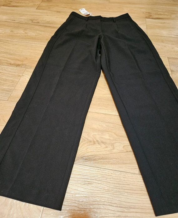 Pantaloni de damă Mango