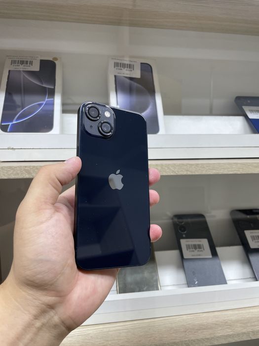 Телефон  айфон IPhone 13 128gb