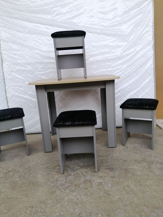 Продаются новые кухонные столы, табуретки от Производителя,