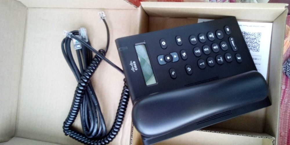 IP телефон Cisco CP-3905