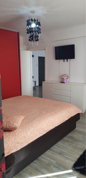 Persoana fizica inchiriez apartament 2 camere, Str. Catanelor