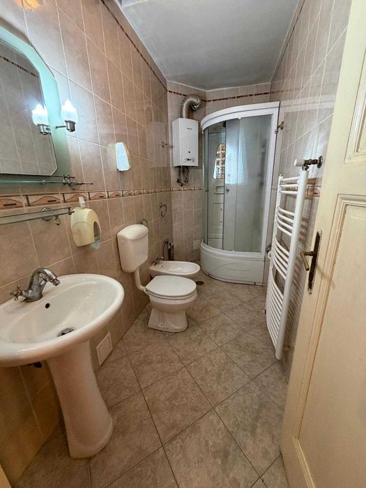 Apartament la casa ultracentral str. Eminescu