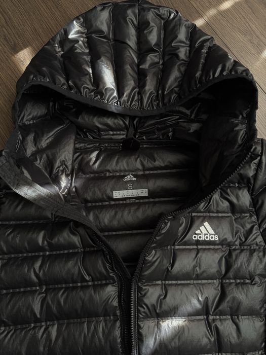 Оригинално дамско яке Адидас