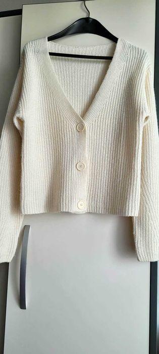 ЖИЛЕТКА ЕСТЕСТВЕНА ВЪЛНА