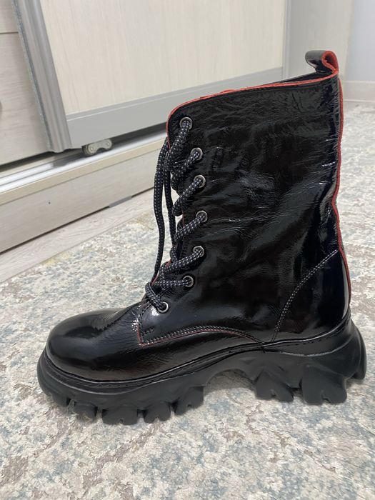 Новые осенние ботинки