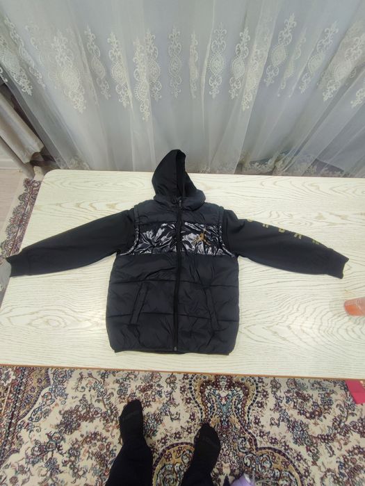 Koreyadan sotib olingan polkurtka