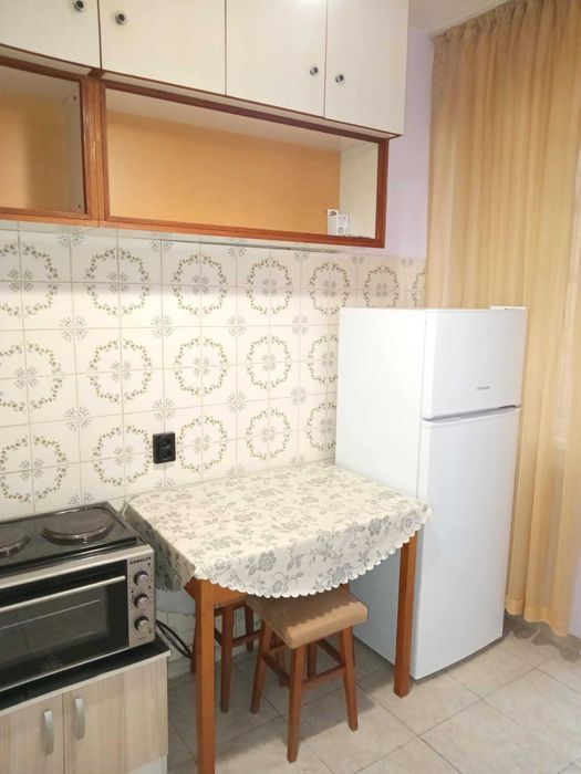 Дава се под наем Едностаен апартамент в Шумен, Център - 40 кв.м за 204 € - Снимка #6