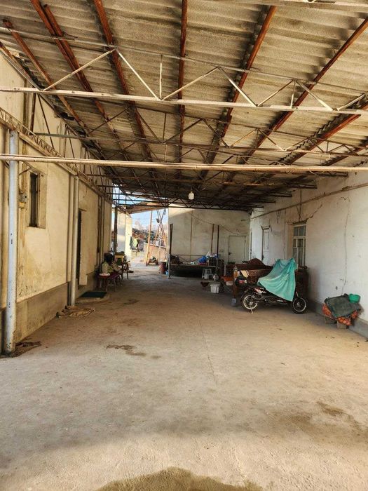 Продаётся дом с большим участком рядом с парком «Янги Узбекистан»