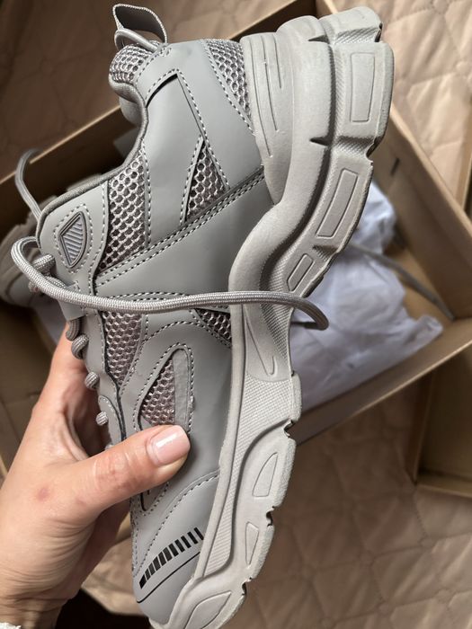 НАМАЛЕНИ Steve Madden -сникърси сиви
