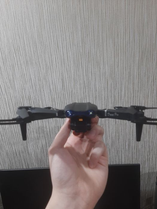 Дрон е99 pro новый