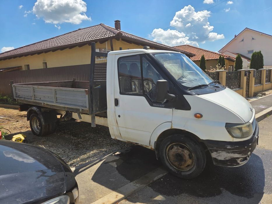 Vând Ford basculantă