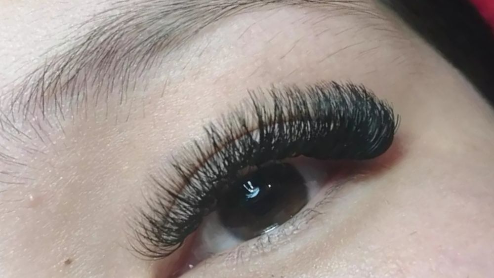 Наращивание ресниц от 5000 тг и выше