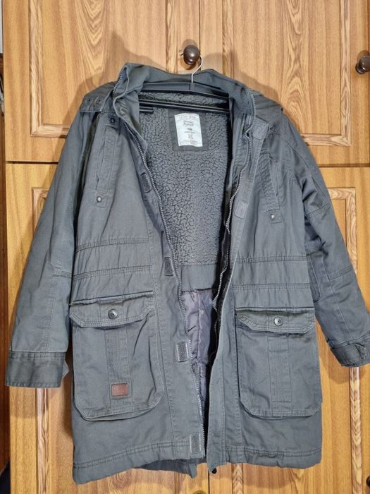 Зимняя куртка (146-152см)