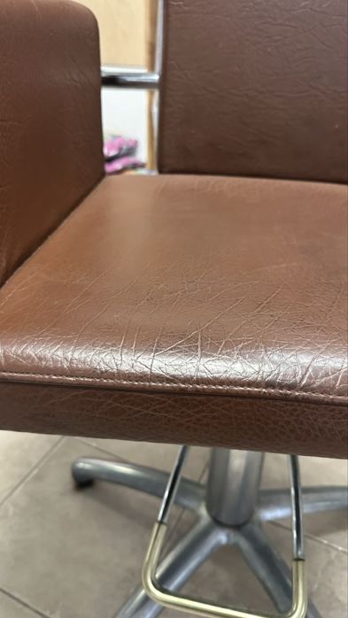 Фризьорски стол 2 броя