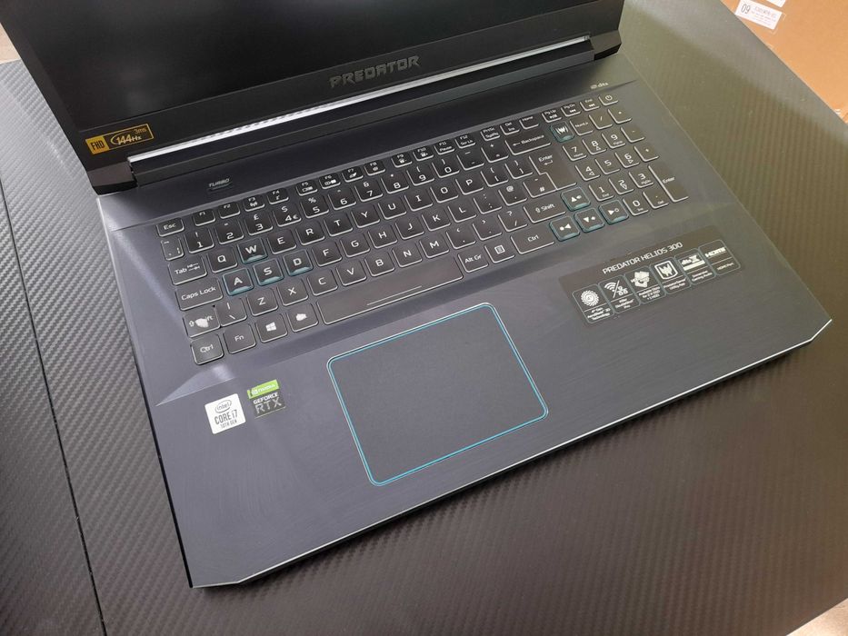 Acer Predator Helios 300 17.3" (БЕЗ ДЪНО)