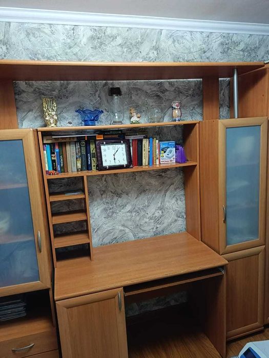 Срочно продам детскую стену уголок шкаф