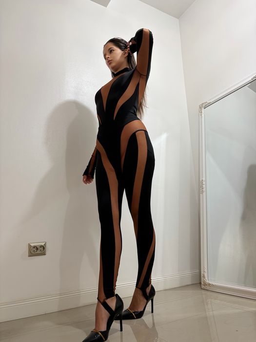 Compleu Thierry Mugler original  ( body + colanti )
