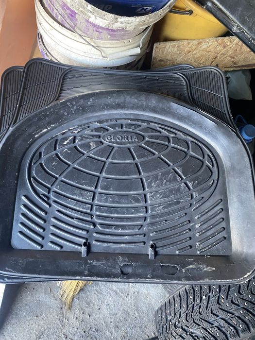 Автомобильные коврики